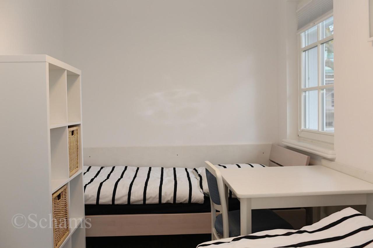 Ostseelagune Zingst, Exklusive Dhh, Strandnah, Sauna, Kamin, 3 Sz, 2 Baeder, Glasfaser, Haustierfrei, Garten Mit Suedterrasse, E-Ladesaeule, 2 Stellplaetze, Strandkorb, Fahrradschuppen, Waschmaschine, Trockner, Nichtraucher Zewnętrze zdjęcie