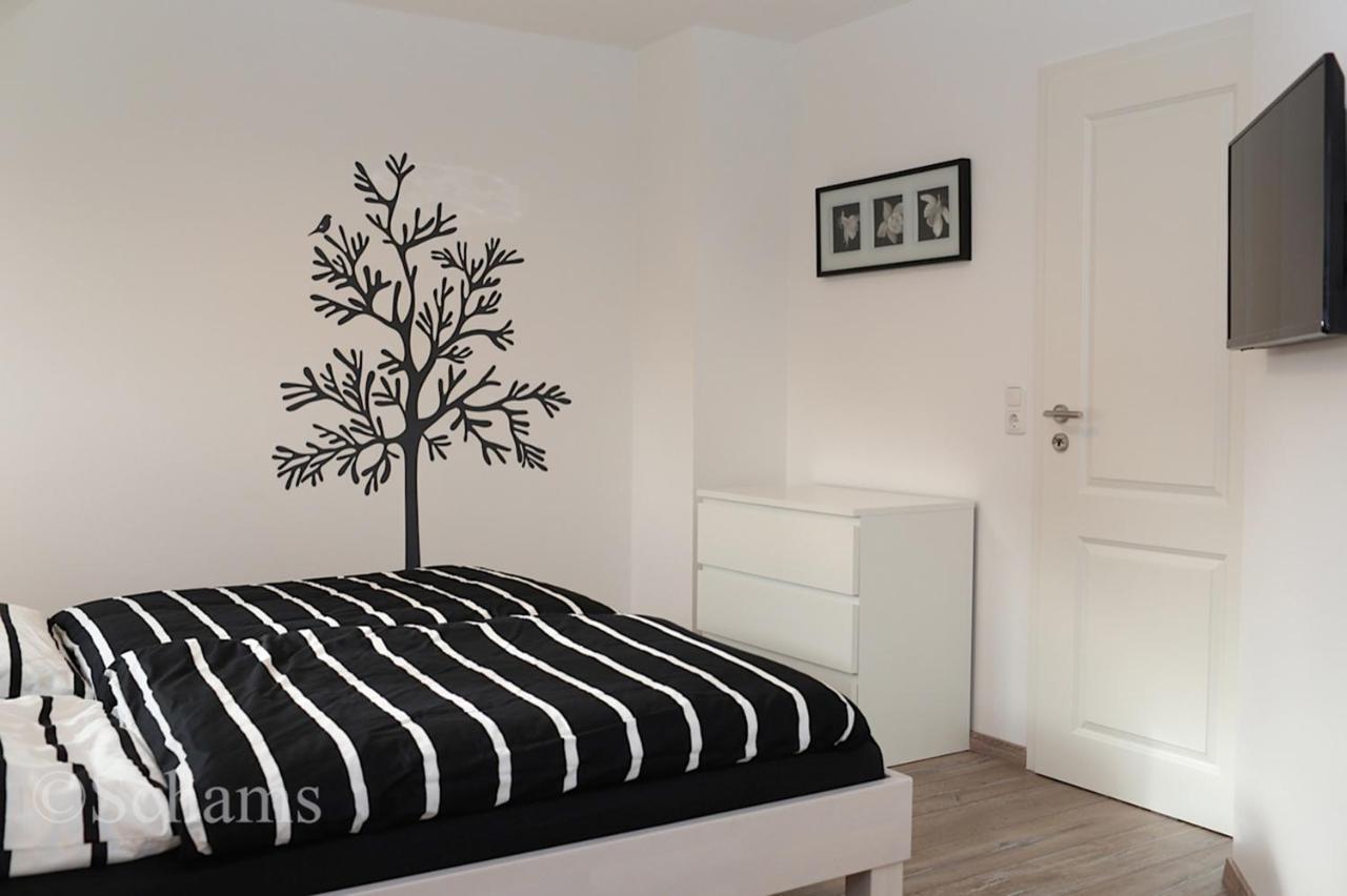 Ostseelagune Zingst, Exklusive Dhh, Strandnah, Sauna, Kamin, 3 Sz, 2 Baeder, Glasfaser, Haustierfrei, Garten Mit Suedterrasse, E-Ladesaeule, 2 Stellplaetze, Strandkorb, Fahrradschuppen, Waschmaschine, Trockner, Nichtraucher Zewnętrze zdjęcie