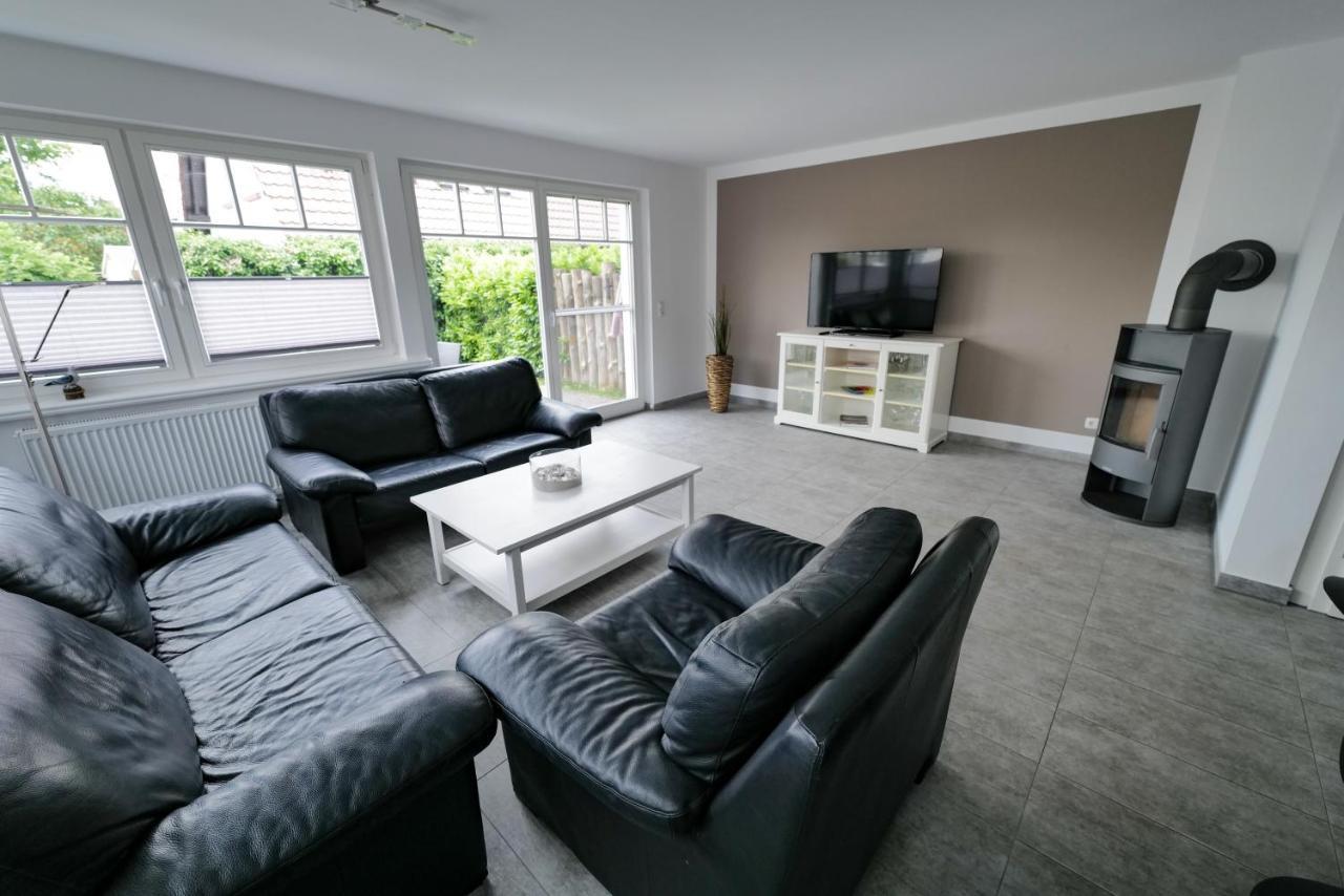 Ostseelagune Zingst, Exklusive Dhh, Strandnah, Sauna, Kamin, 3 Sz, 2 Baeder, Glasfaser, Haustierfrei, Garten Mit Suedterrasse, E-Ladesaeule, 2 Stellplaetze, Strandkorb, Fahrradschuppen, Waschmaschine, Trockner, Nichtraucher Zewnętrze zdjęcie