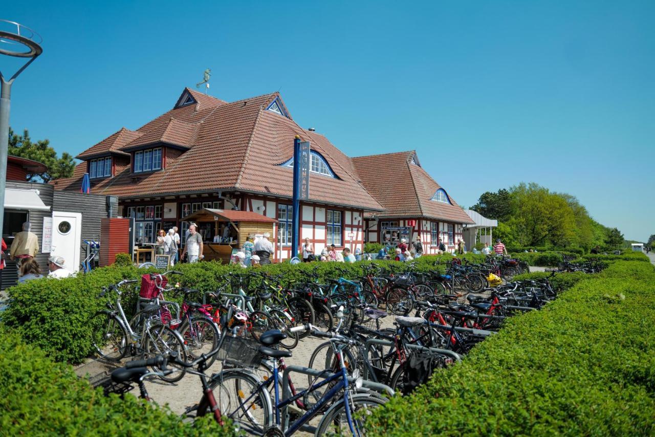 Ostseelagune Zingst, Exklusive Dhh, Strandnah, Sauna, Kamin, 3 Sz, 2 Baeder, Glasfaser, Haustierfrei, Garten Mit Suedterrasse, E-Ladesaeule, 2 Stellplaetze, Strandkorb, Fahrradschuppen, Waschmaschine, Trockner, Nichtraucher Zewnętrze zdjęcie